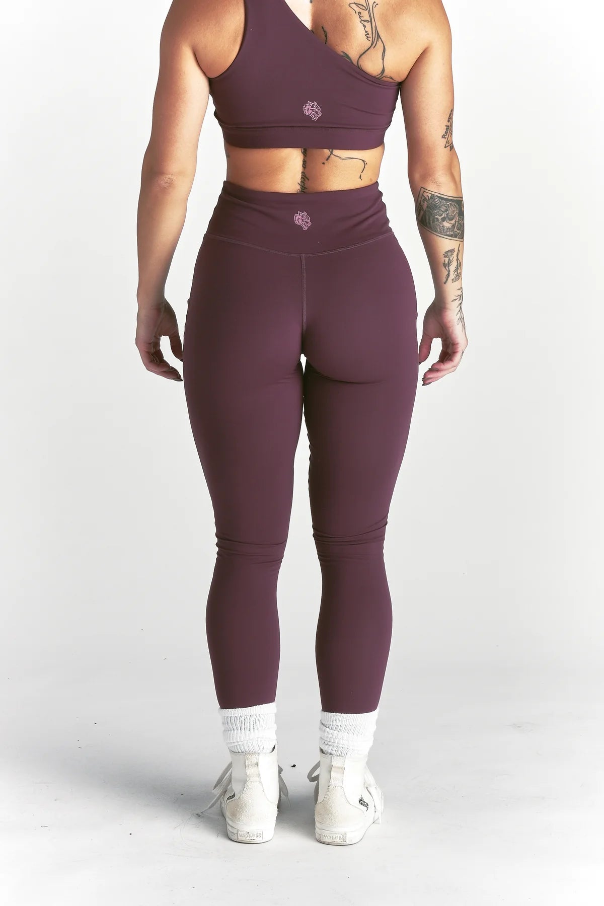 WOLF "PEARL" ENERGY LEGGINGS IN FIG