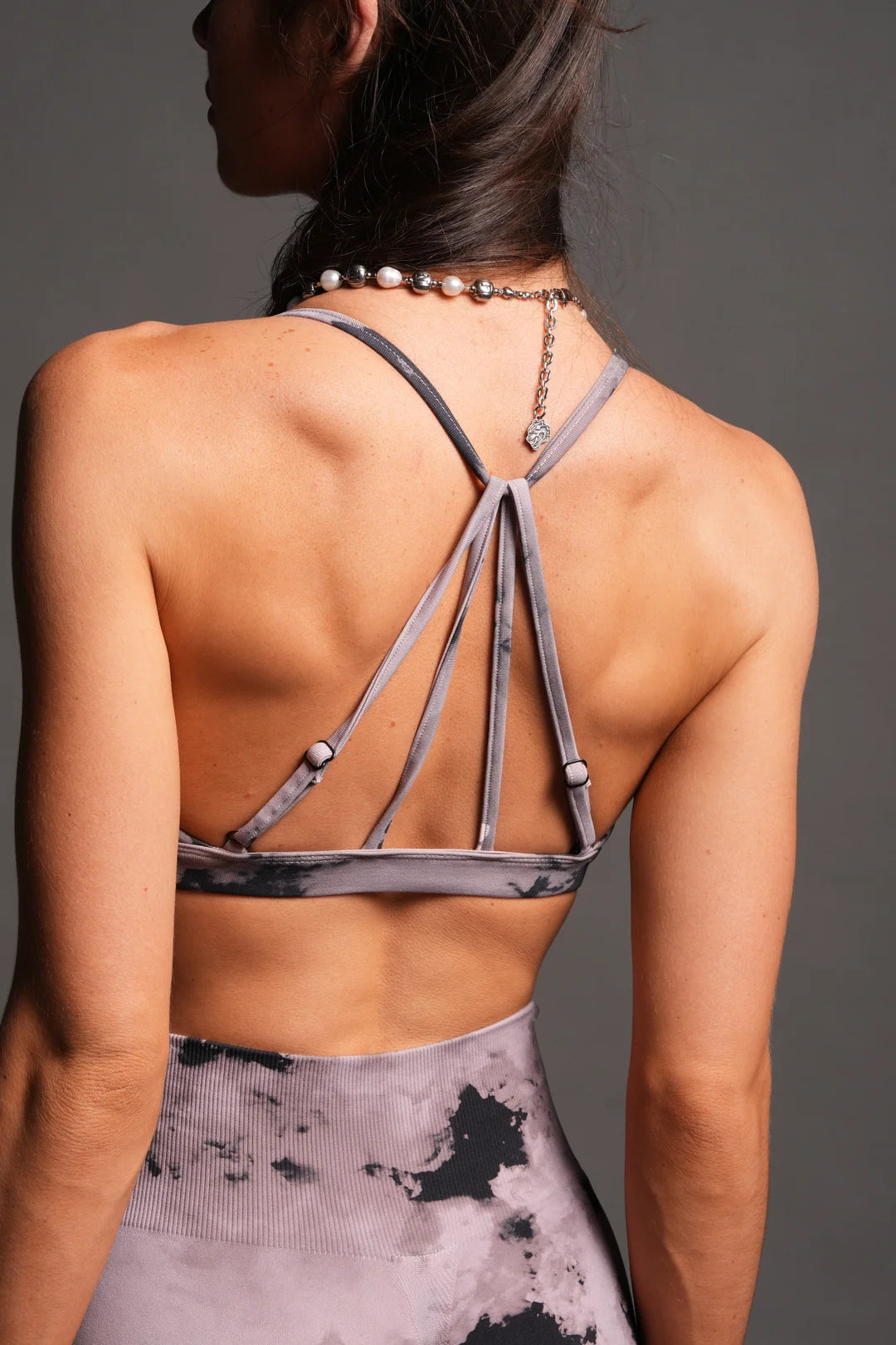 WOLF PYRAMID EVEY SEAMLESS BRA IN SAKURA ROSE TAUPE CLOUDS