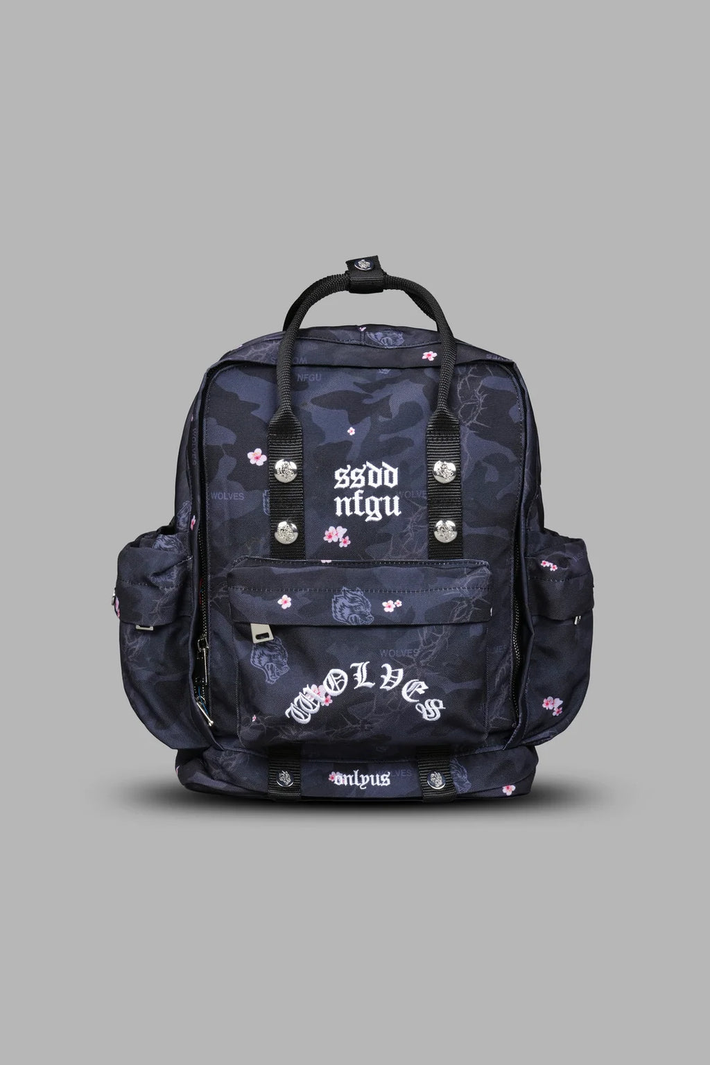 WOLVES ALL DAY BACKPACK IN WARRIOR IN A GARDEN BLACK CAMO