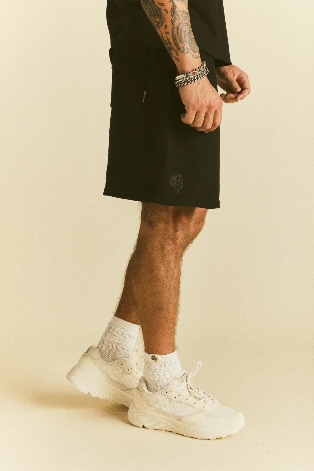 DUAL OVERSIZED POST LOUNGE SWEAT SHORTS IN BLACK SUN FADE/BLACK