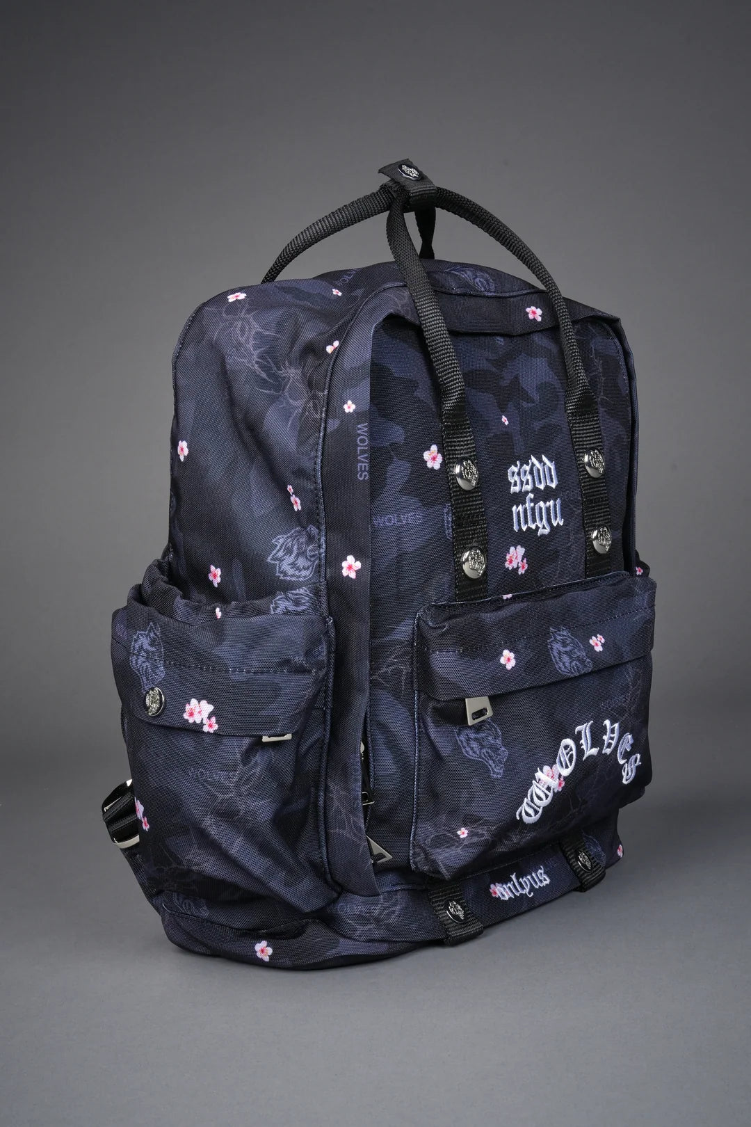 WOLVES ALL DAY BACKPACK IN WARRIOR IN A GARDEN BLACK CAMO