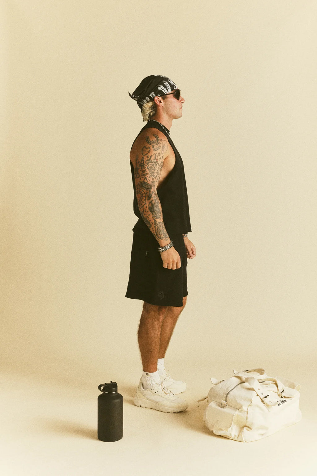 DUAL OVERSIZED POST LOUNGE SWEAT SHORTS IN BLACK SUN FADE/BLACK