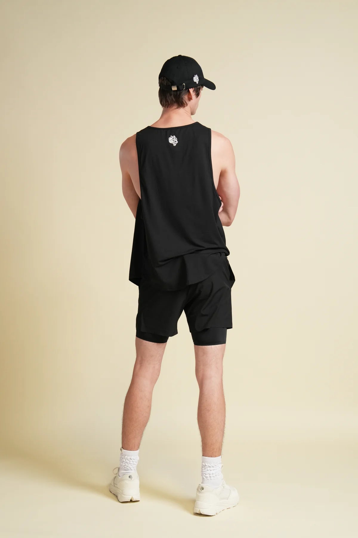 LOYALTY FOREVER "DRY WOLF" DROP TANK IN BLACK