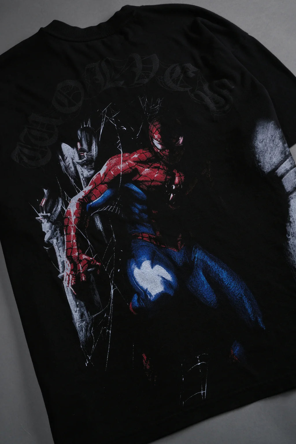 WEBS AND SHADOWS PREMIUM OVERSIZED TEE IN BLACK