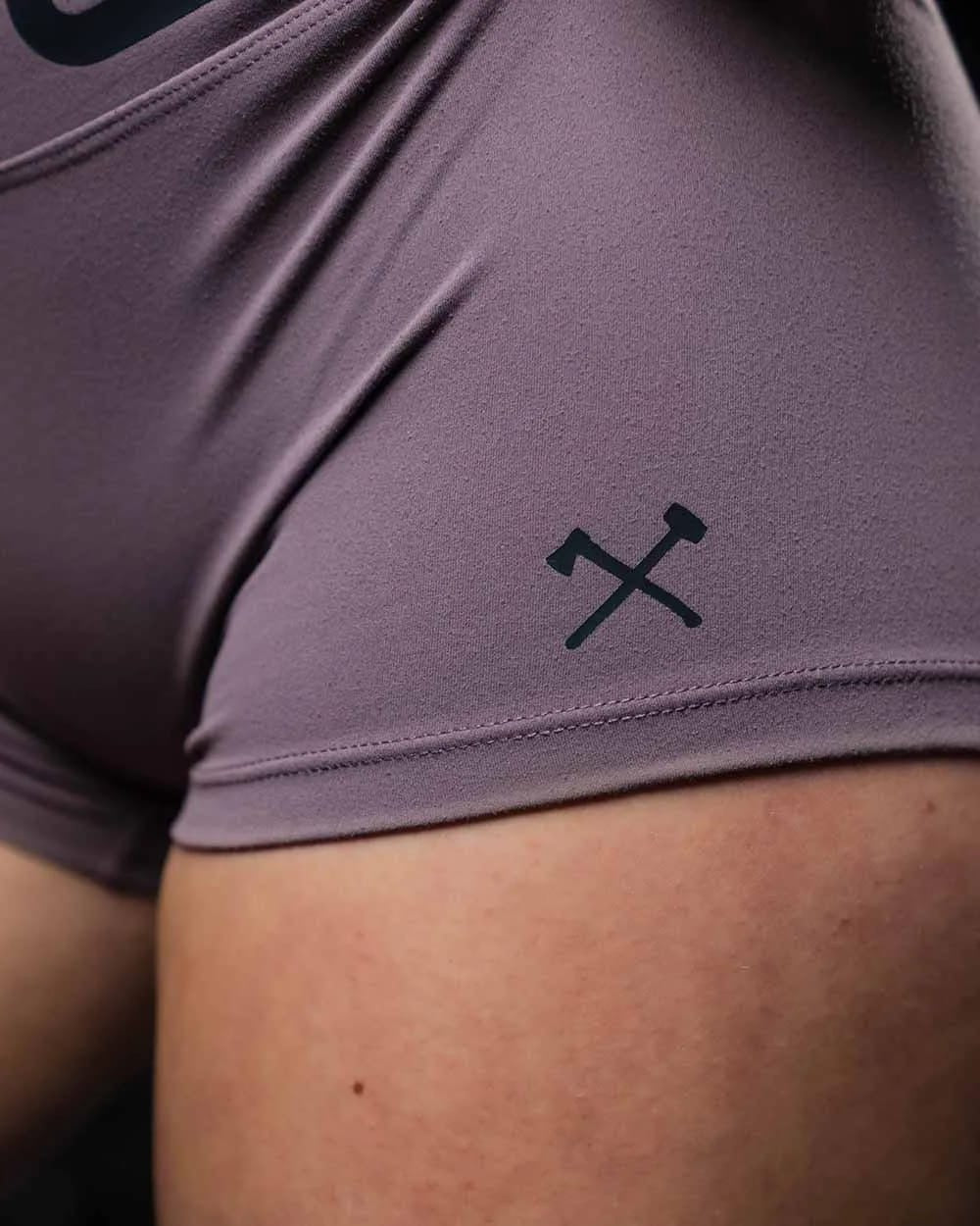 AXE MAUVE 2” SHORT