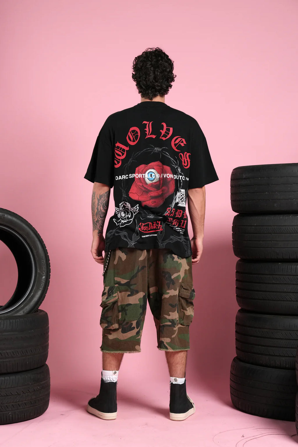 EYE OF THE BEHOLDER PREMIUM OVERSIZED TEE IN BLACK