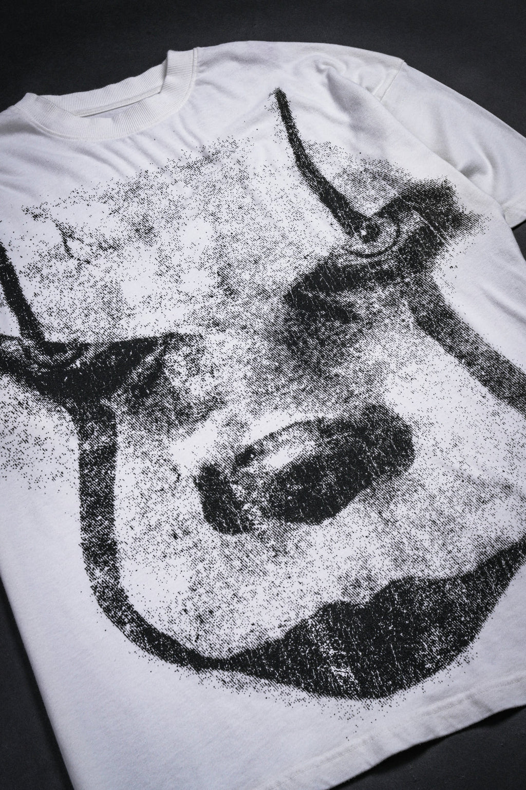 CLOWN GLARE AMERICAN CLASSIC OVERSIZED TEE IN BUTTER