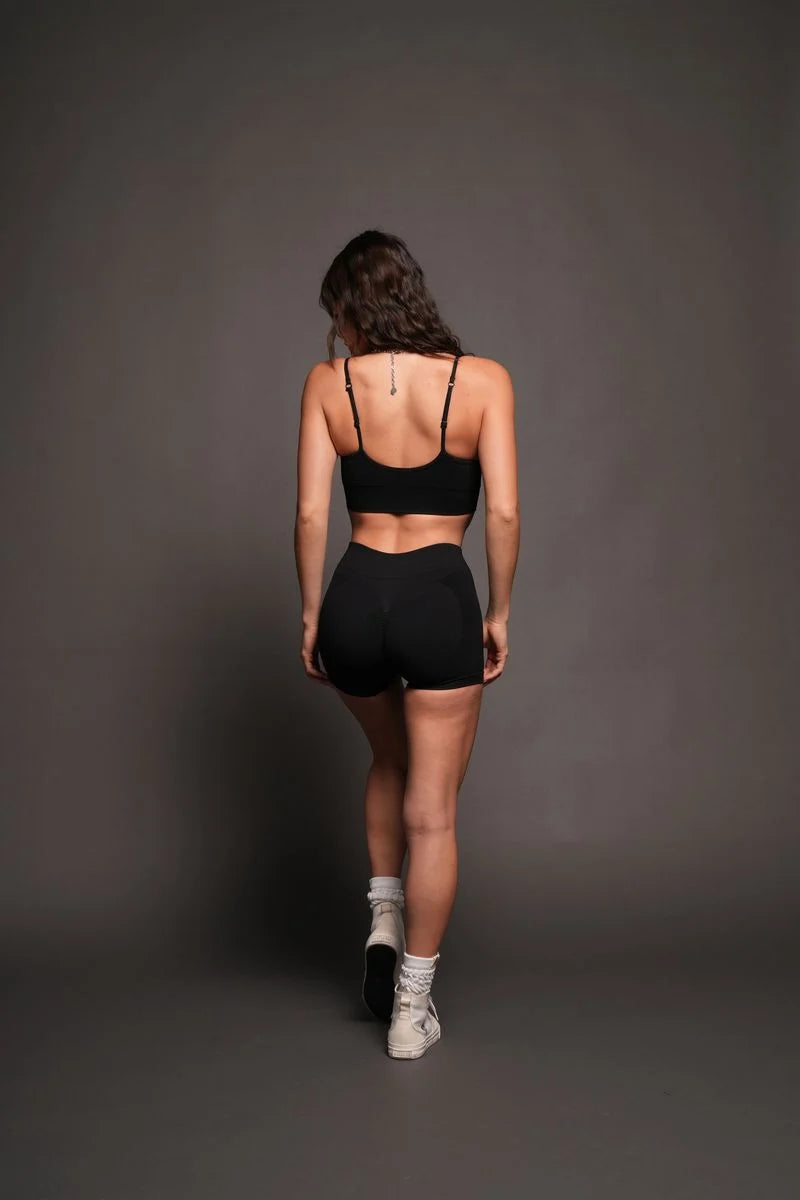 DUAL EVERSON SEAMLESS SPORTS BRA IN BLACK