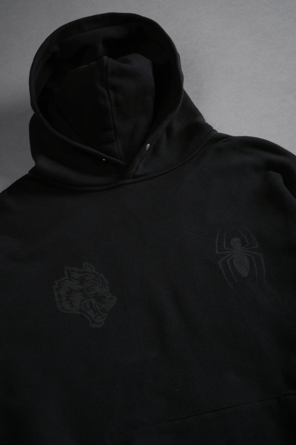 WEBS AND SHADOWS "PIERCE" HOODIE IN BLACK