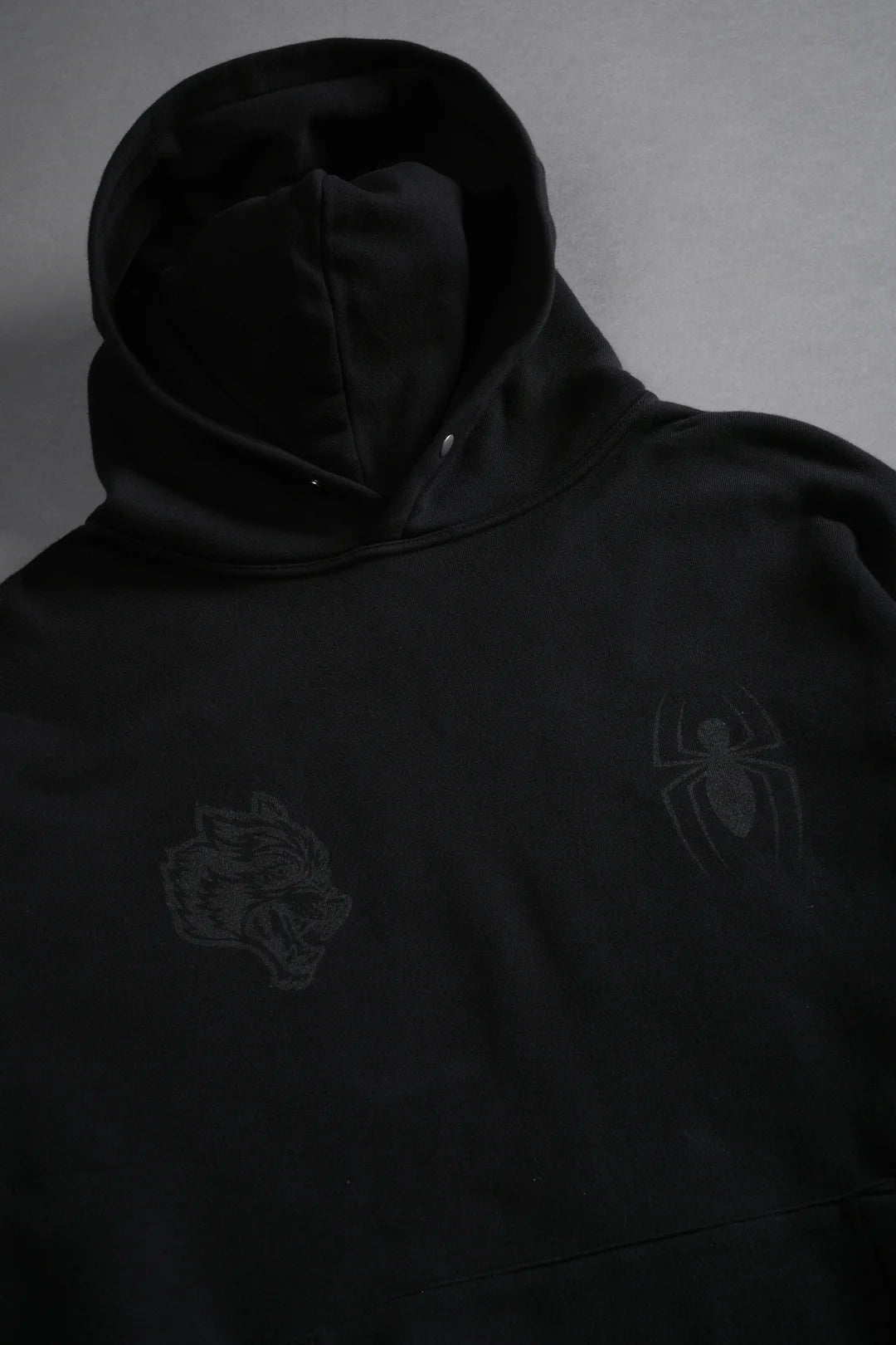 WEBS AND SHADOWS "PIERCE" HOODIE IN BLACK