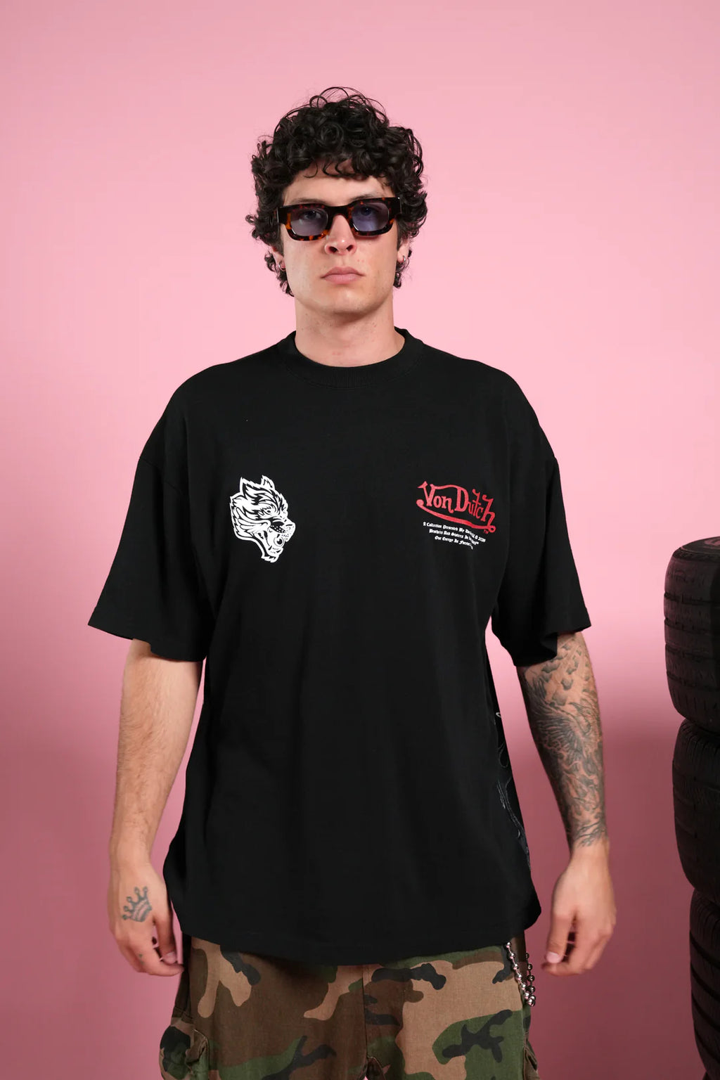 EYE OF THE BEHOLDER PREMIUM OVERSIZED TEE IN BLACK