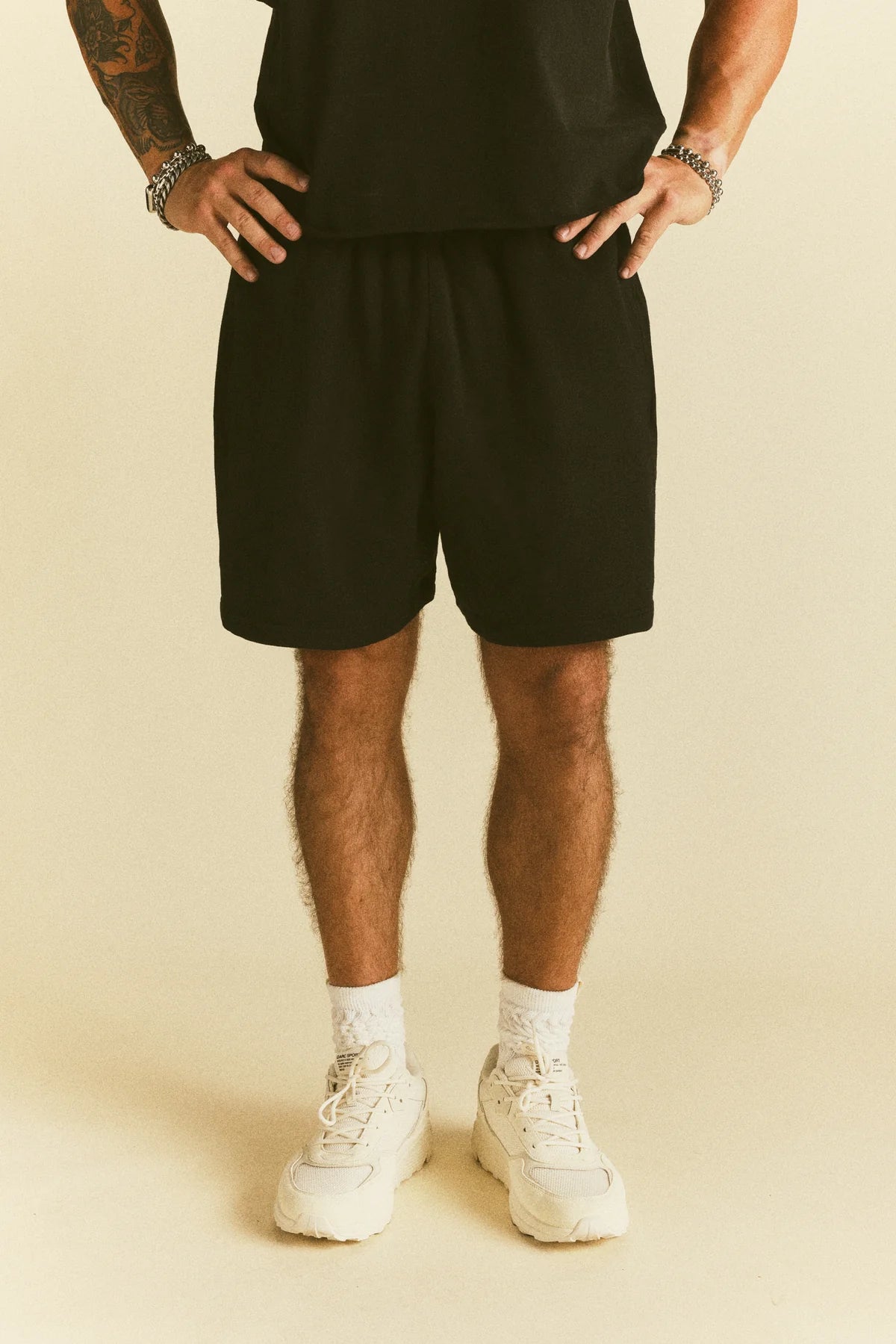 DUAL OVERSIZED POST LOUNGE SWEAT SHORTS IN BLACK SUN FADE/BLACK