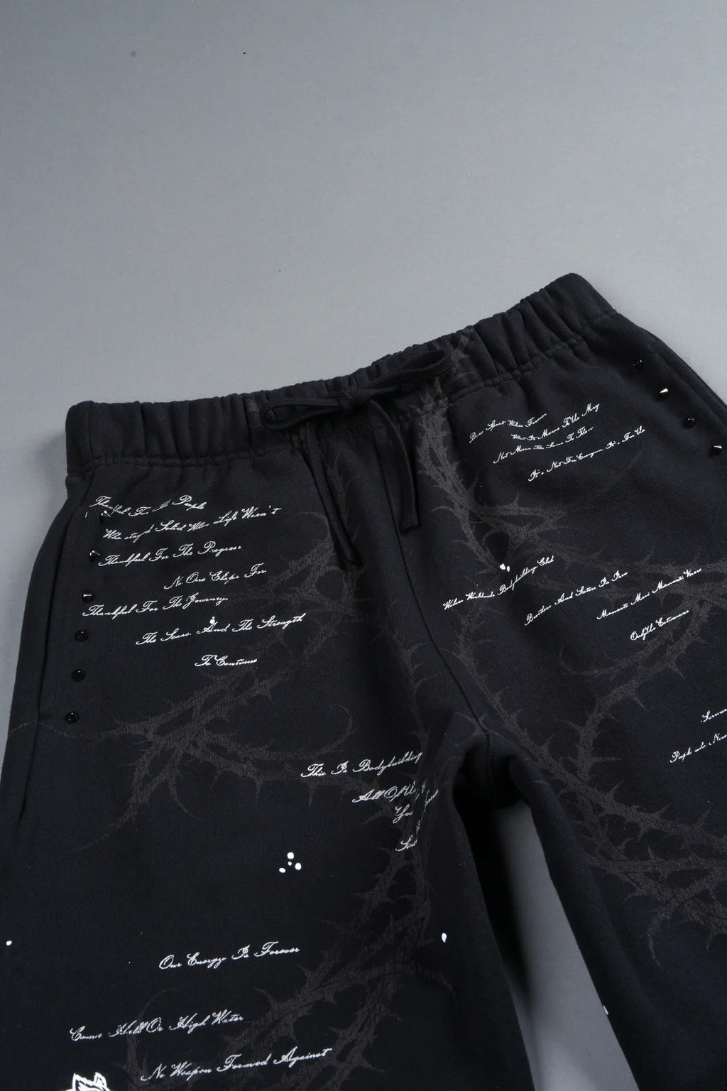 THORNS FRVR GRUNGE OVERSIZED RAW HEM POST LOUNGE SWEAT SHORTS IN BLACK