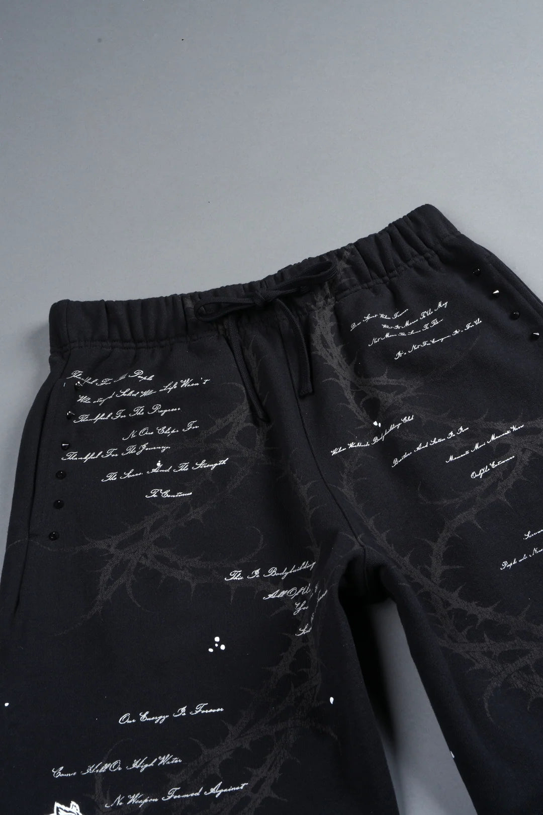 THORNS FRVR GRUNGE OVERSIZED RAW HEM POST LOUNGE SWEAT SHORTS IN BLACK