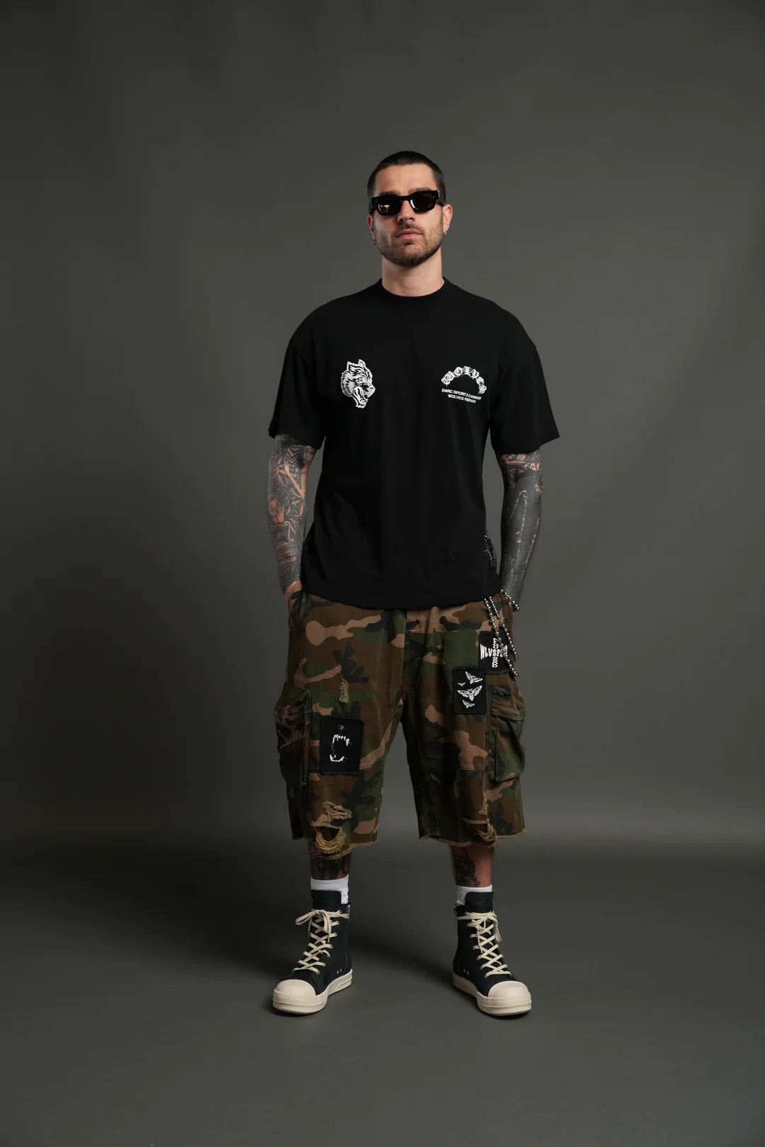 CARNAGE FOREVER PREMIUM OVERSIZED TEE IN BLACK