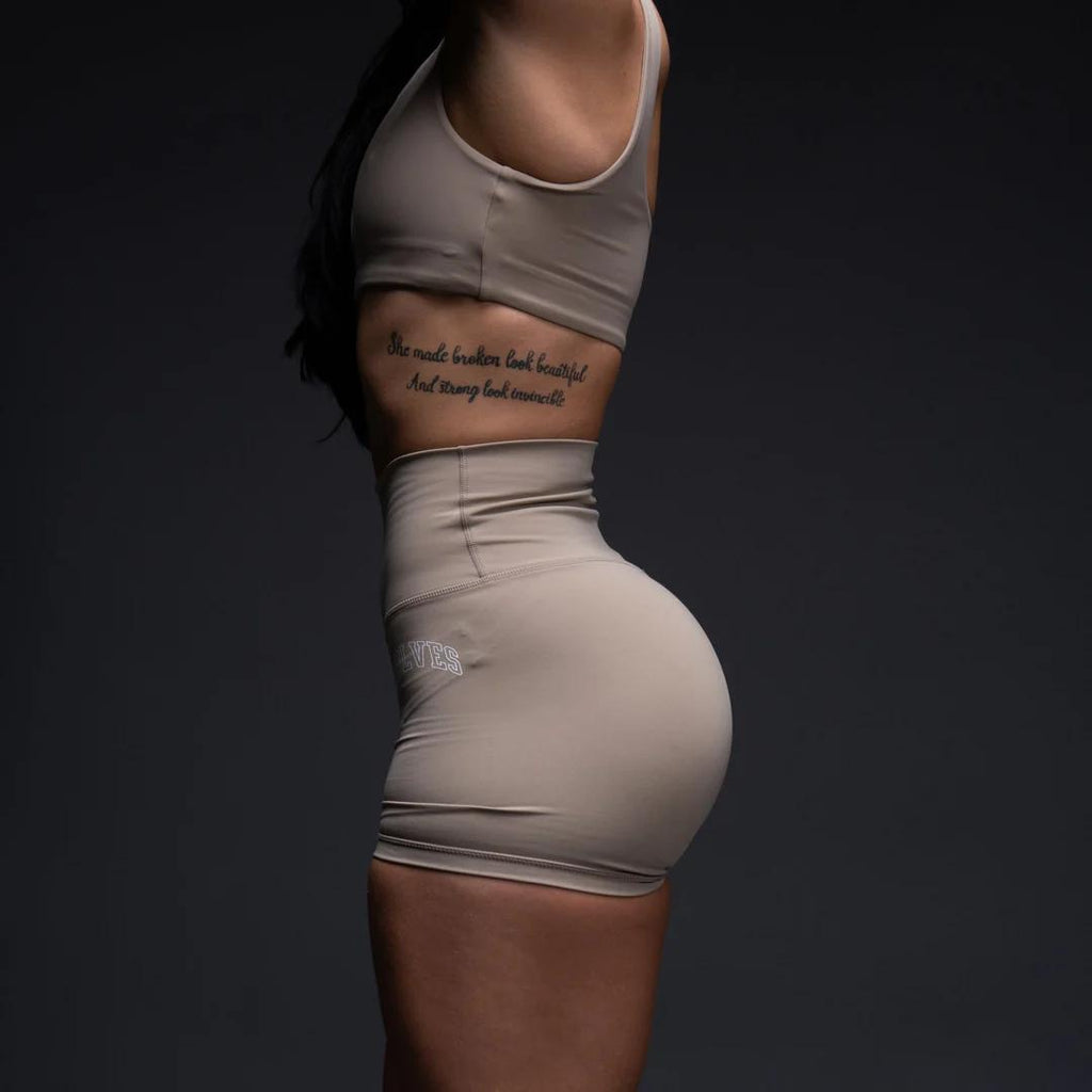 LOYALTY V3 "ENERGY" PUMP SHORTS IN TAUPE