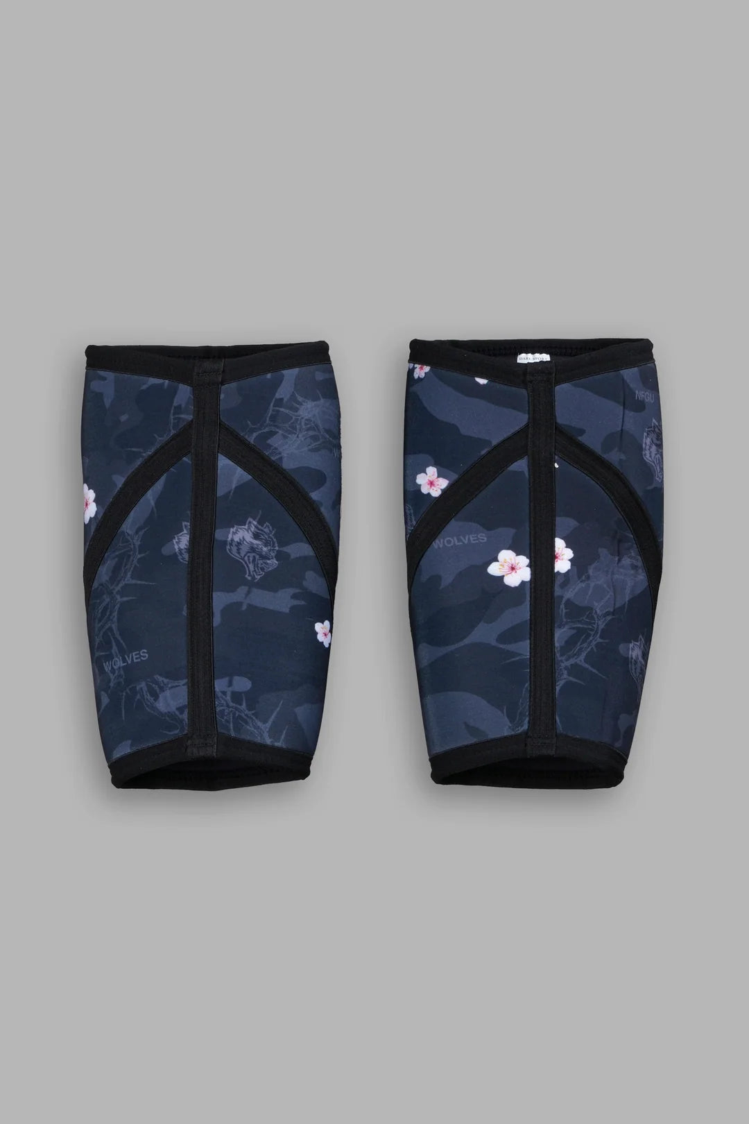 WARRIOR IN THE GARDEN PRINT KNEE SLEEVES IN WARRIOR IN A GARDEN BLACK CAMO