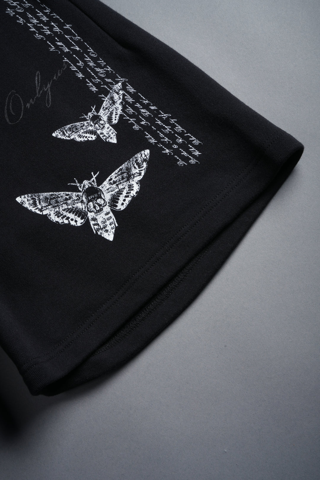 HOLLOW VIRTUE POST LOUNGE SWEAT SHORTS IN BLACK