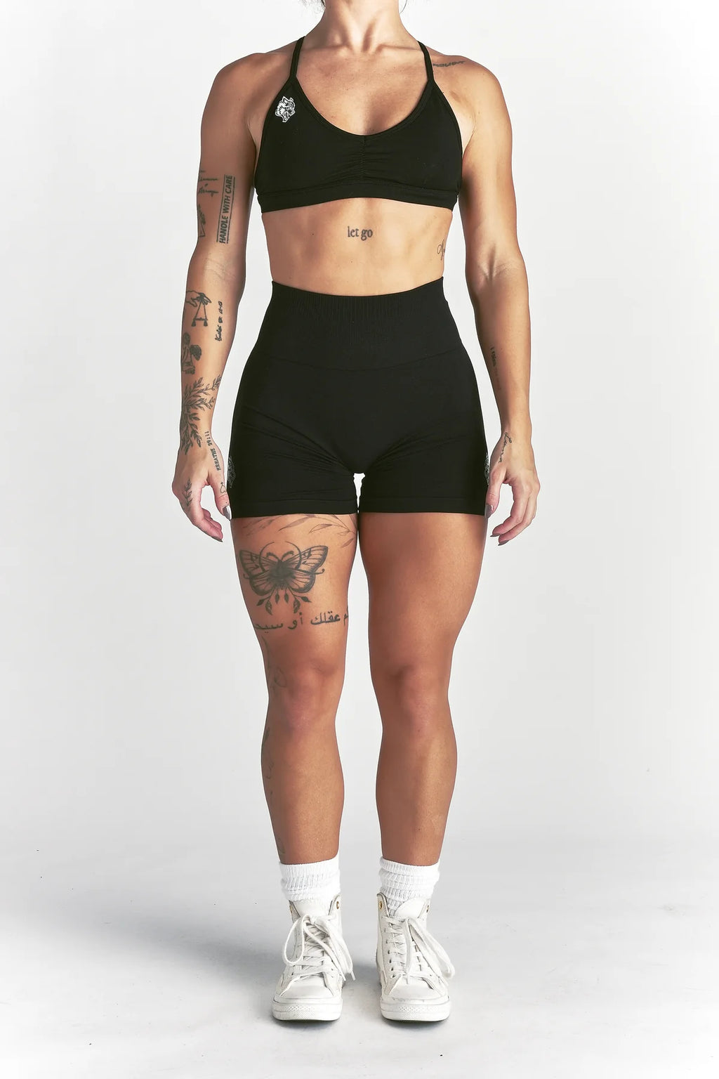 IYKYK "STELLA" SOFT SEAMLESS SHORTS IN BLACK