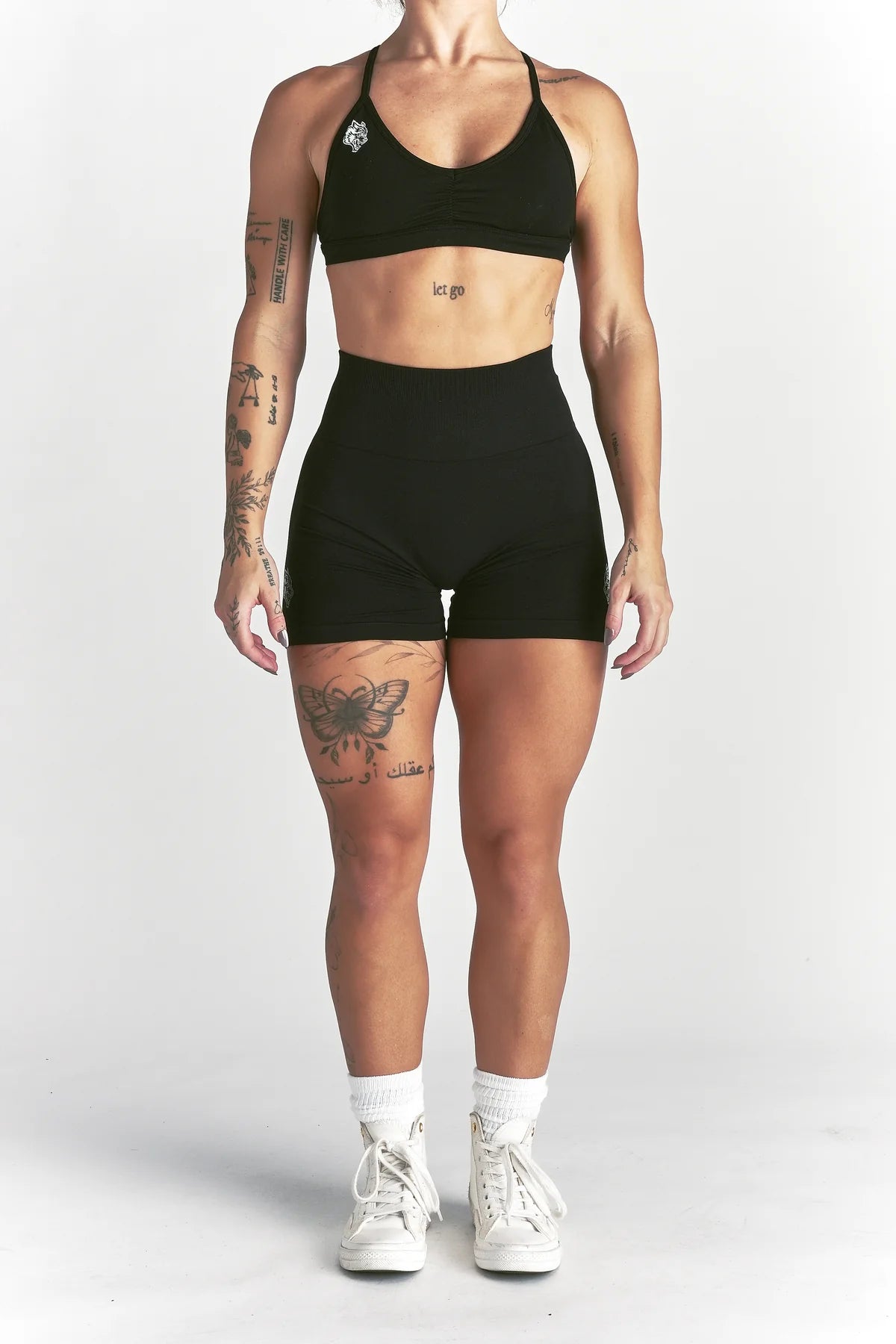 IYKYK "STELLA" SOFT SEAMLESS SHORTS IN BLACK
