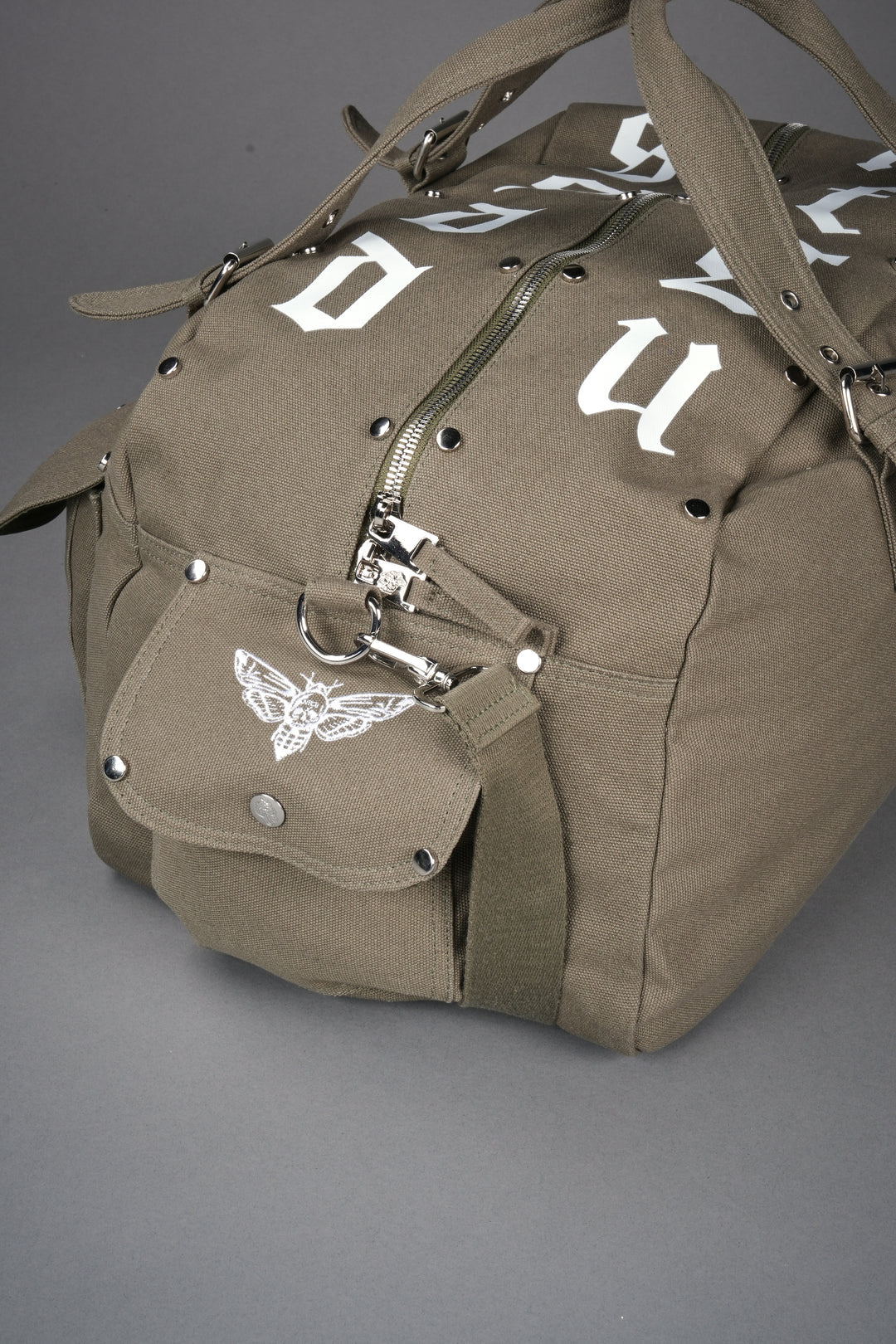 OUR MANTRA DUFFLE BAG IN OLIVE