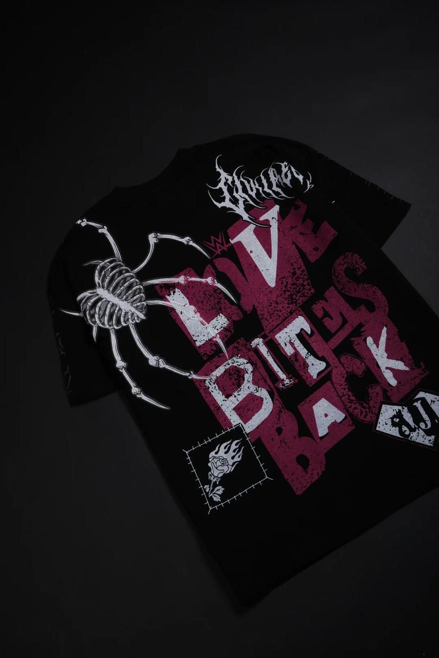 AJ LOVE BITES BACK AMERICAN CLASSIC OVERSIZED TEE IN BLACK