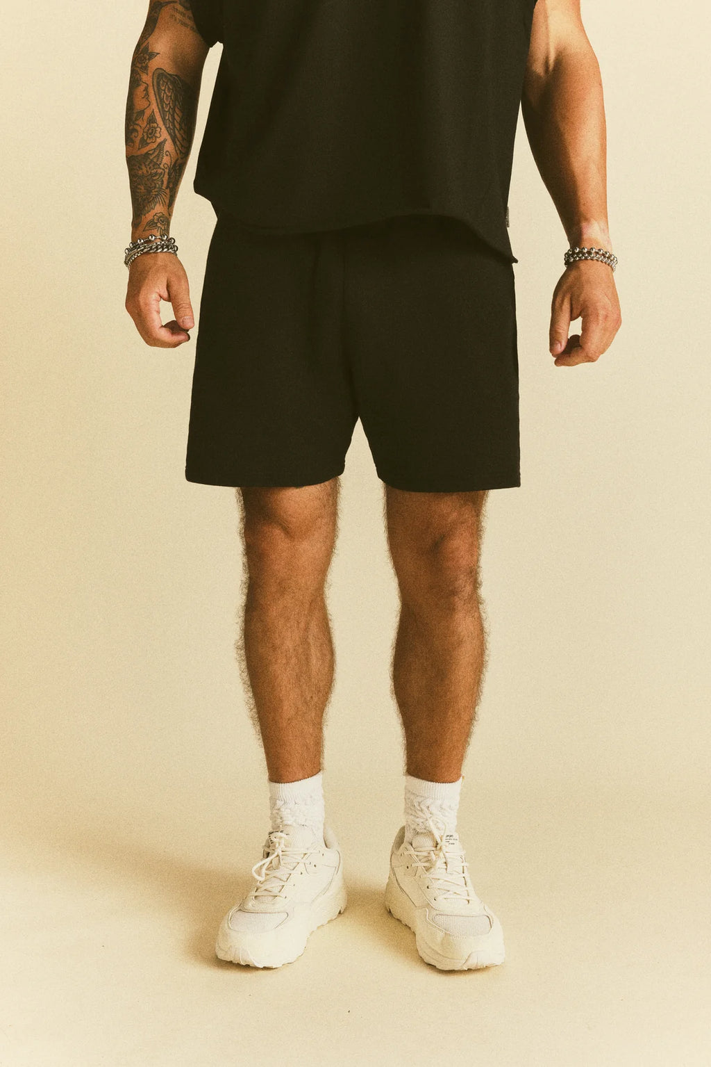 DUAL OVERSIZED POST LOUNGE SWEAT SHORTS IN BLACK