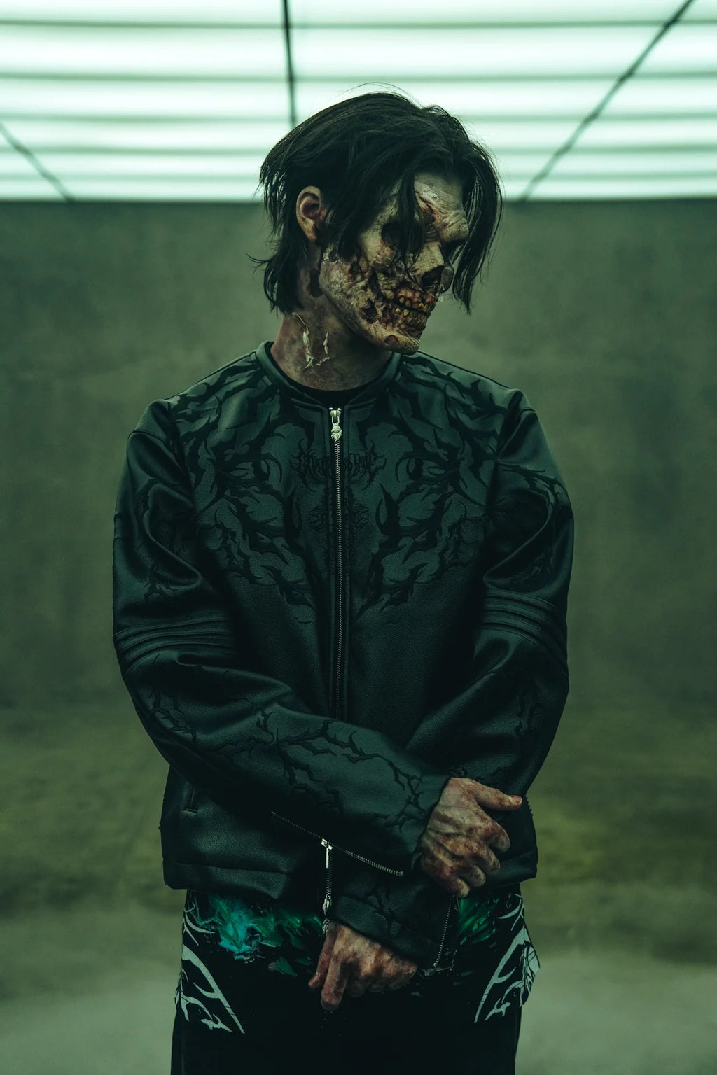 BLACKTHORN HELL PATCH BIKER JACKET IN BLACK