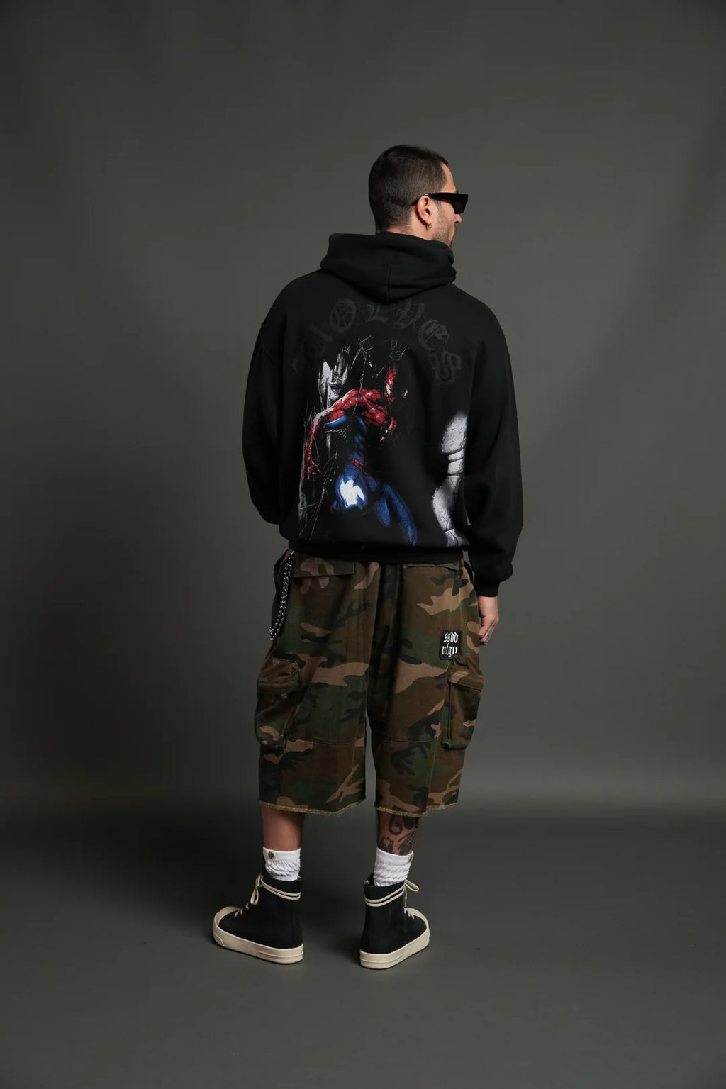 WEBS AND SHADOWS "PIERCE" HOODIE IN BLACK