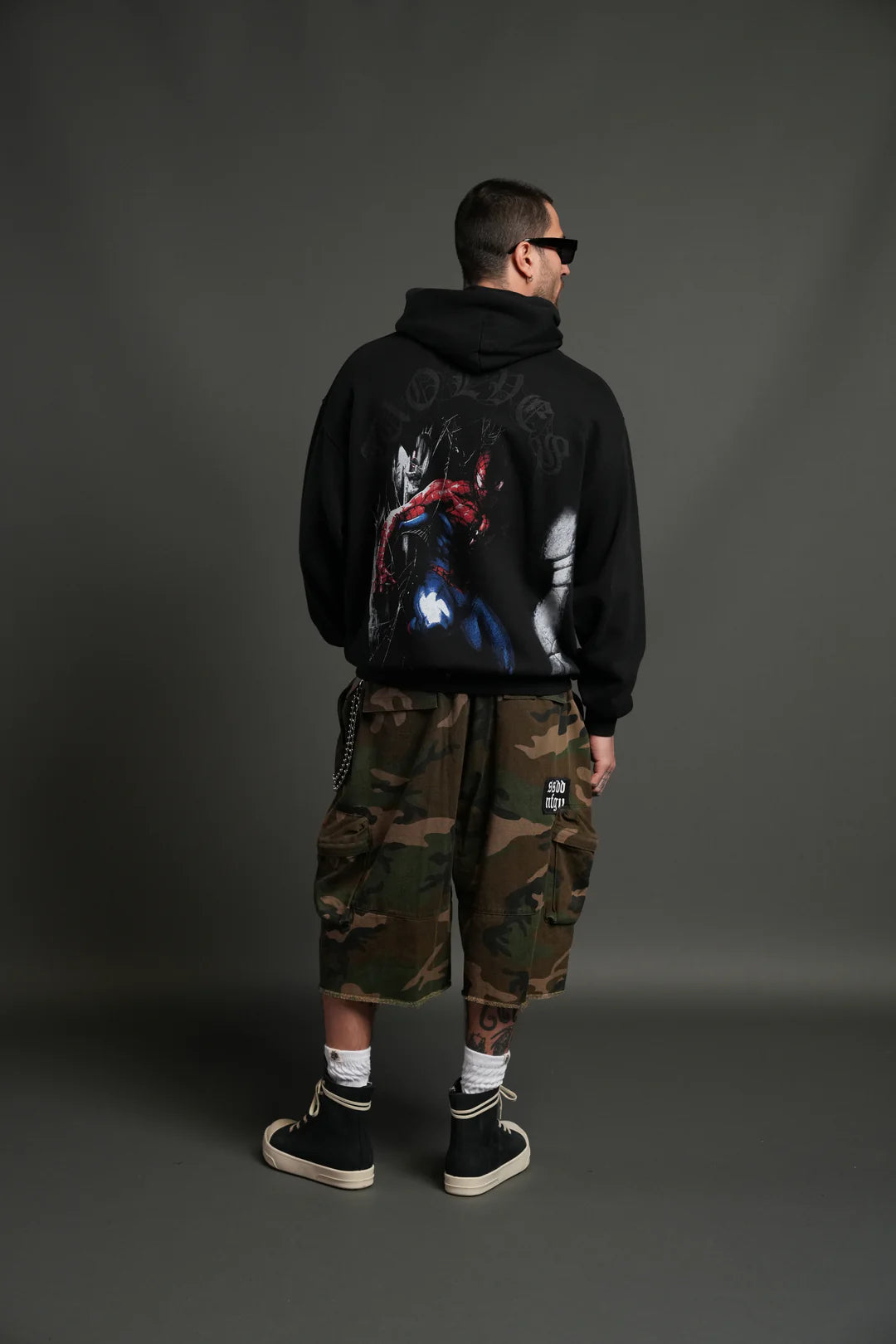 WEBS AND SHADOWS "PIERCE" HOODIE IN BLACK