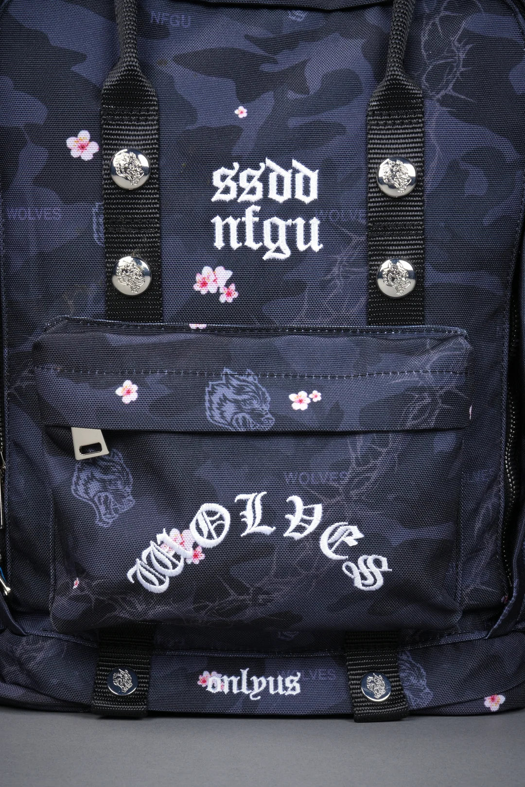 WOLVES ALL DAY BACKPACK IN WARRIOR IN A GARDEN BLACK CAMO
