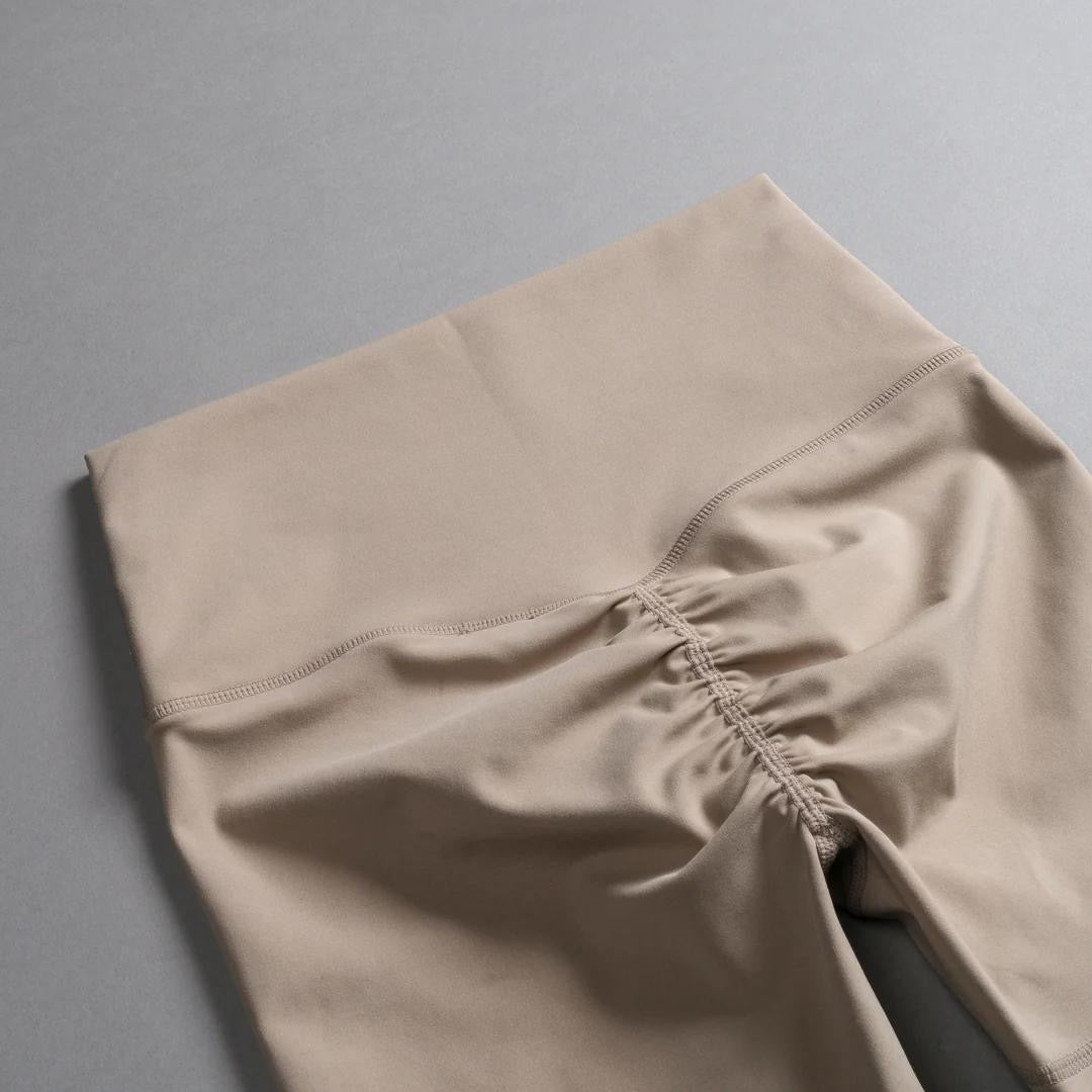 LOYALTY V3 "ENERGY" PUMP SHORTS IN TAUPE