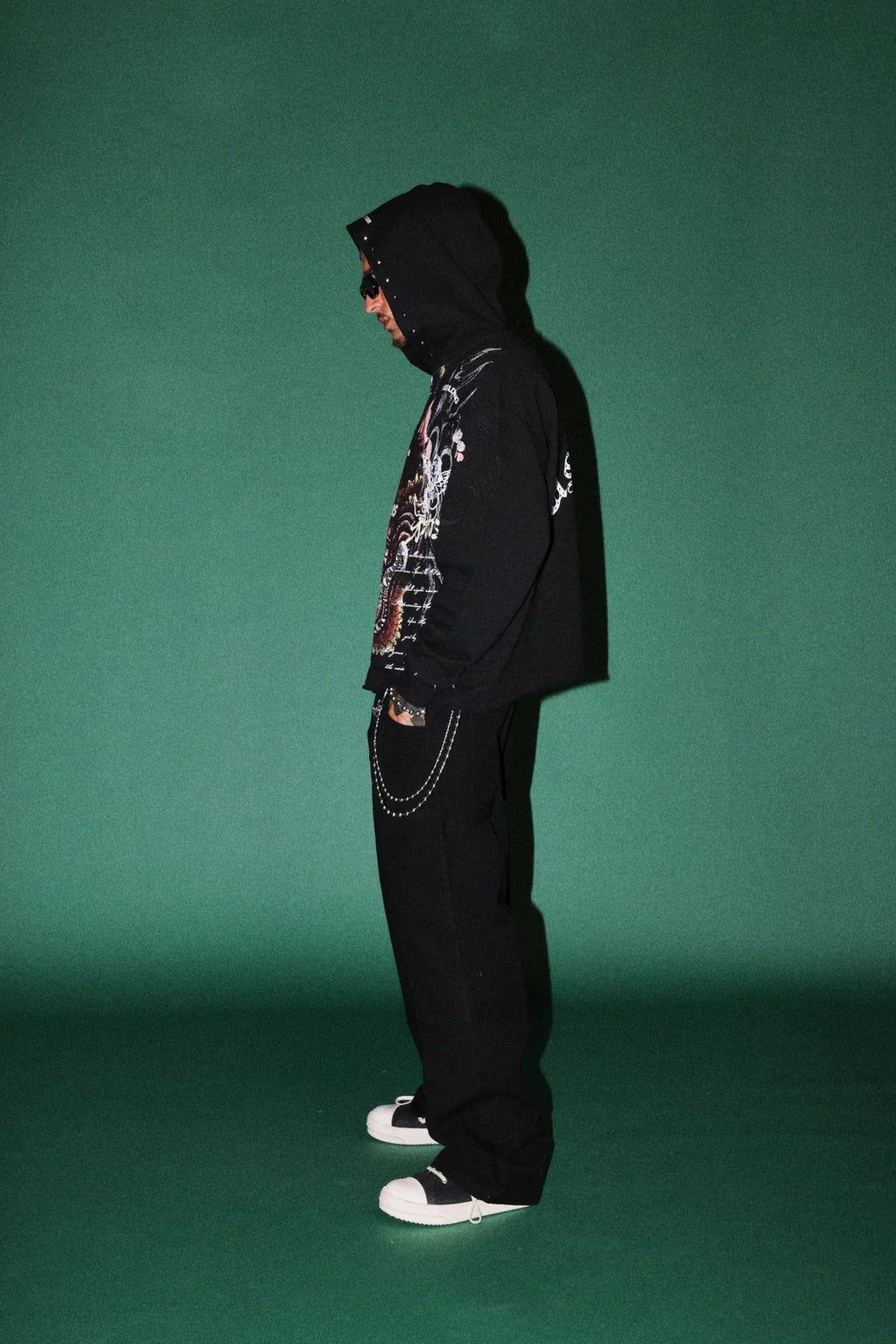 SHUTENDOJI DISTRESSED GRUNGE MID LENGTH RAW HEM ZIP HOODIE IN BLACK