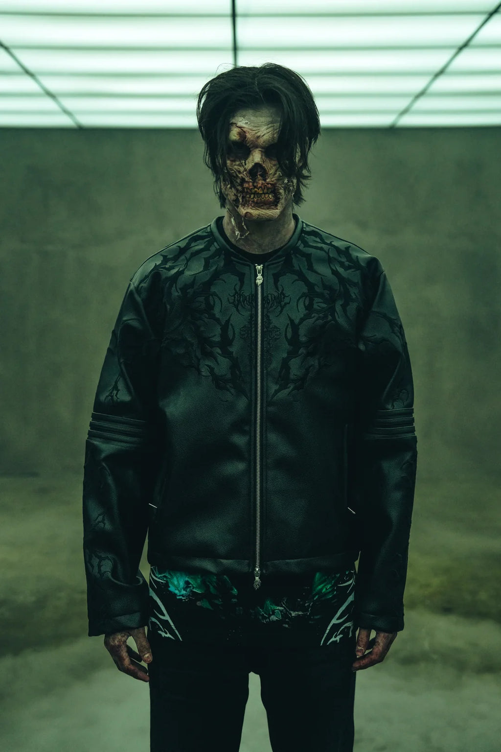 BLACKTHORN HELL PATCH BIKER JACKET IN BLACK