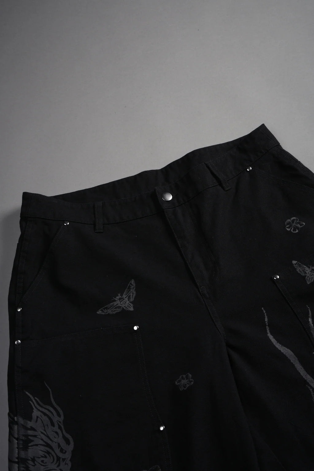 THE EAGLE & THE ONI HOFFA SHORTS IN BLACK