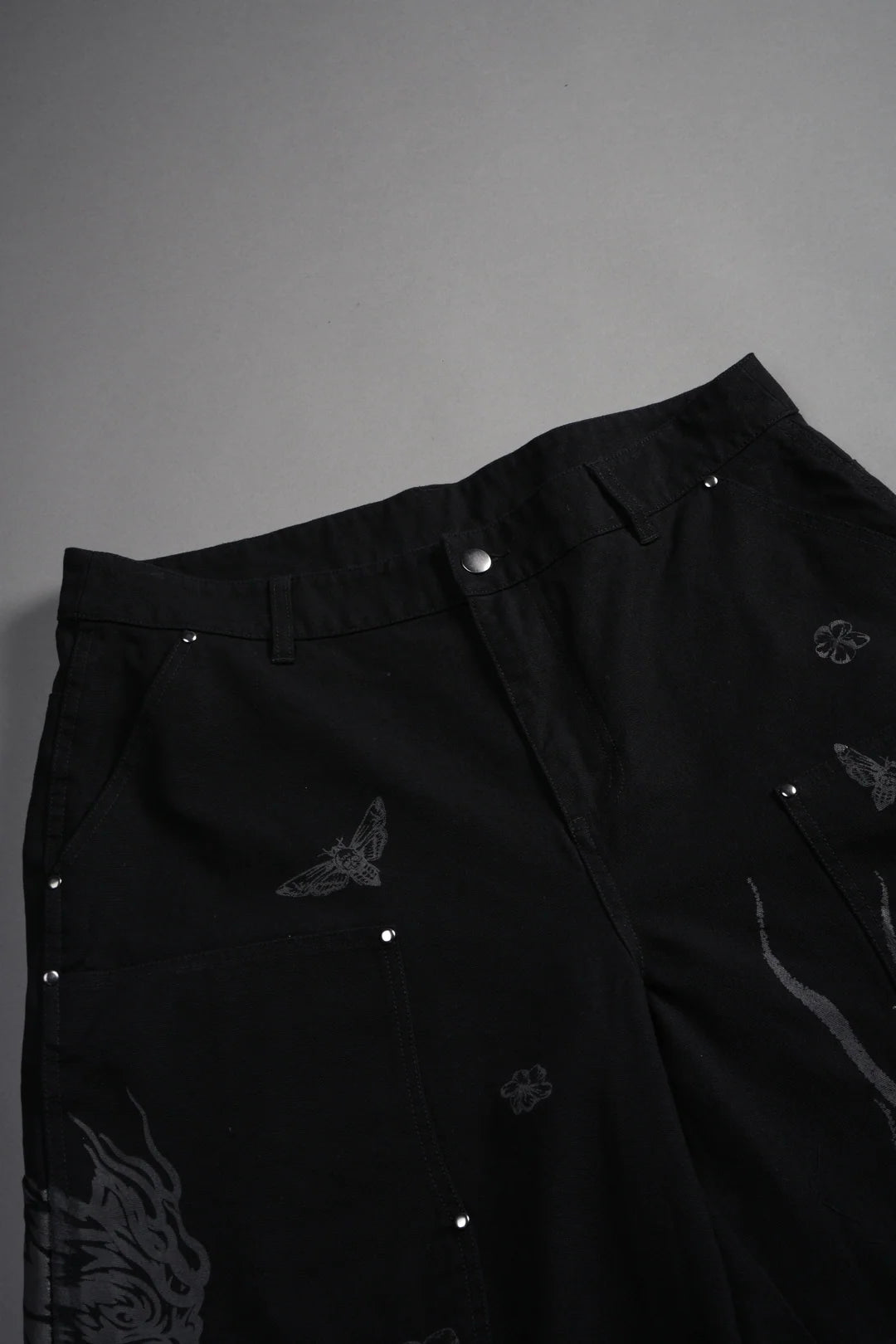 THE EAGLE & THE ONI HOFFA SHORTS IN BLACK