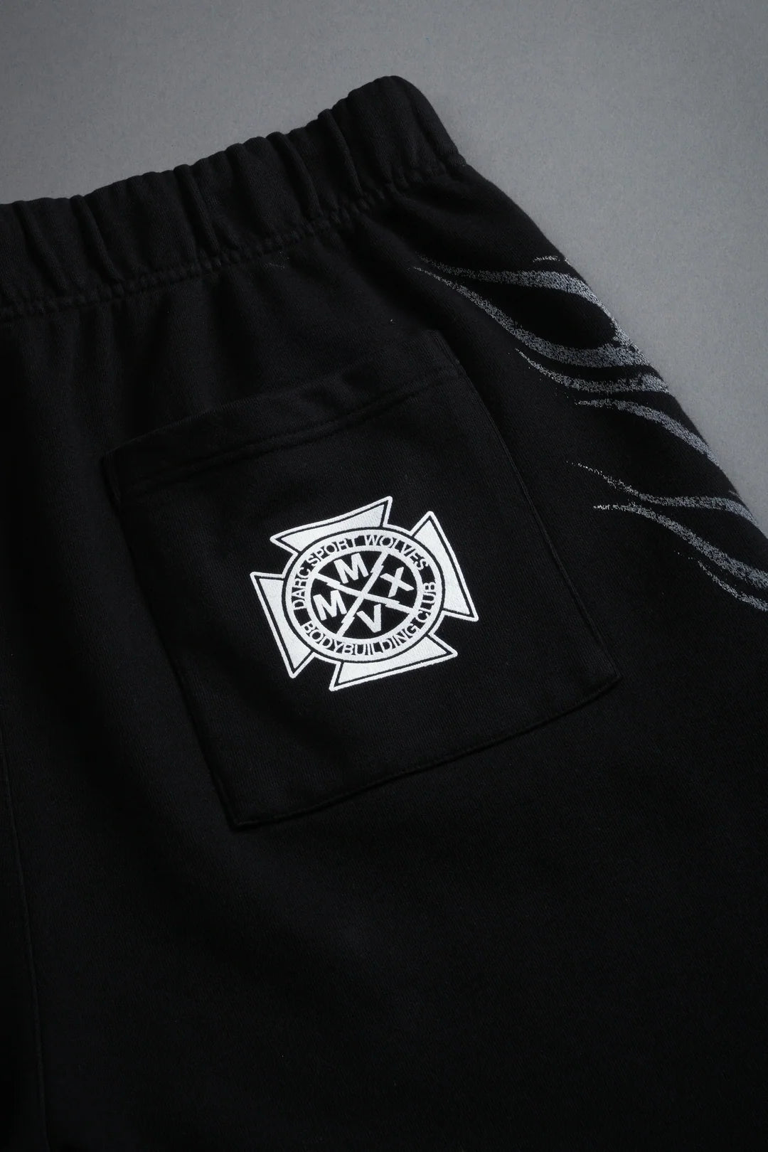 RACE INFERNO GRUNGE OVERSIZED RAW HEM POST LOUNGE SWEAT SHORTS IN BLACK