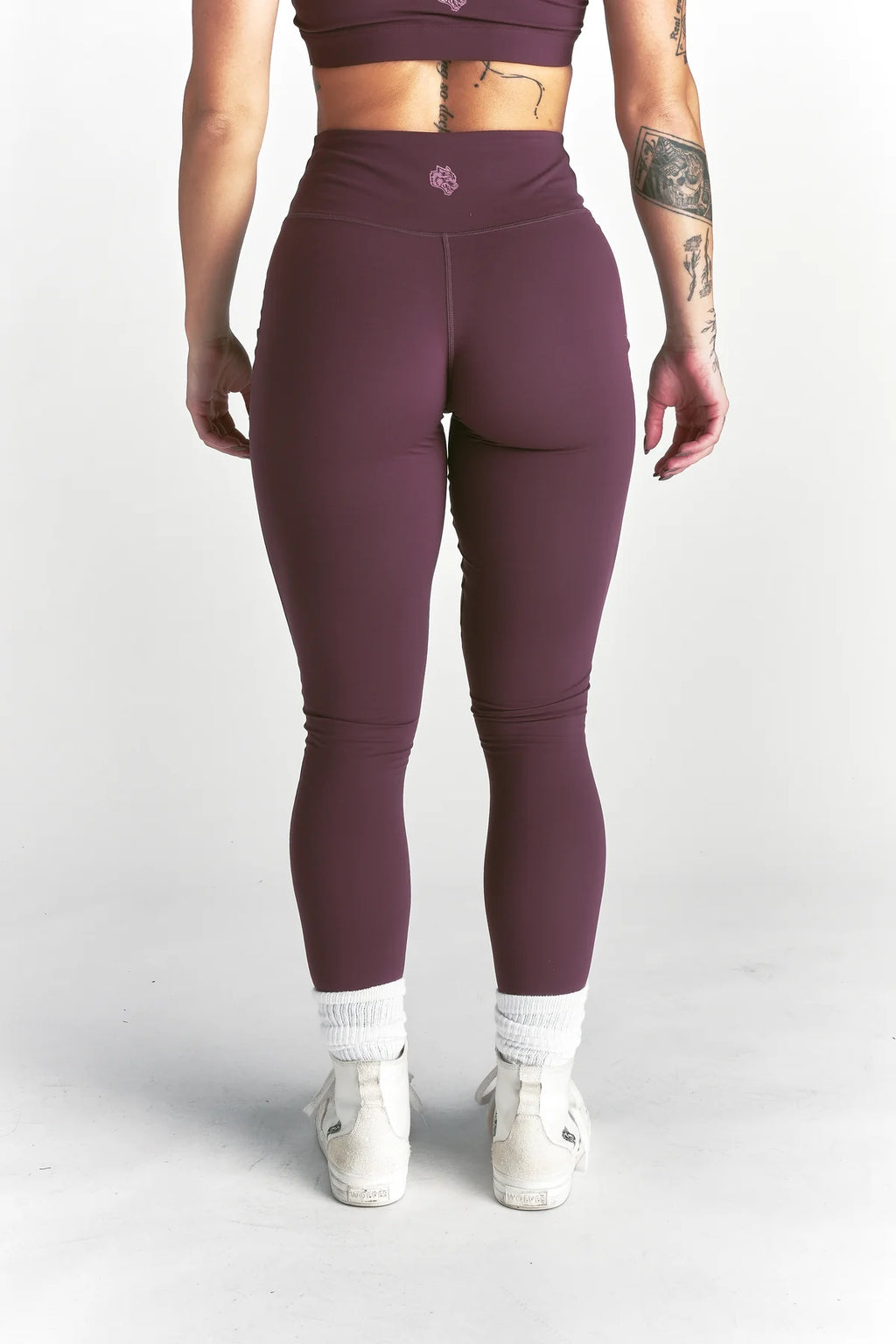 WOLF "PEARL" ENERGY LEGGINGS IN FIG