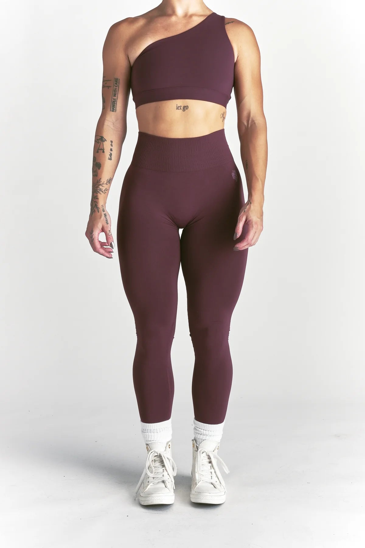 WOLF "SKYLAR" SOFT SEAMLESS LEGGINGS IN FIG