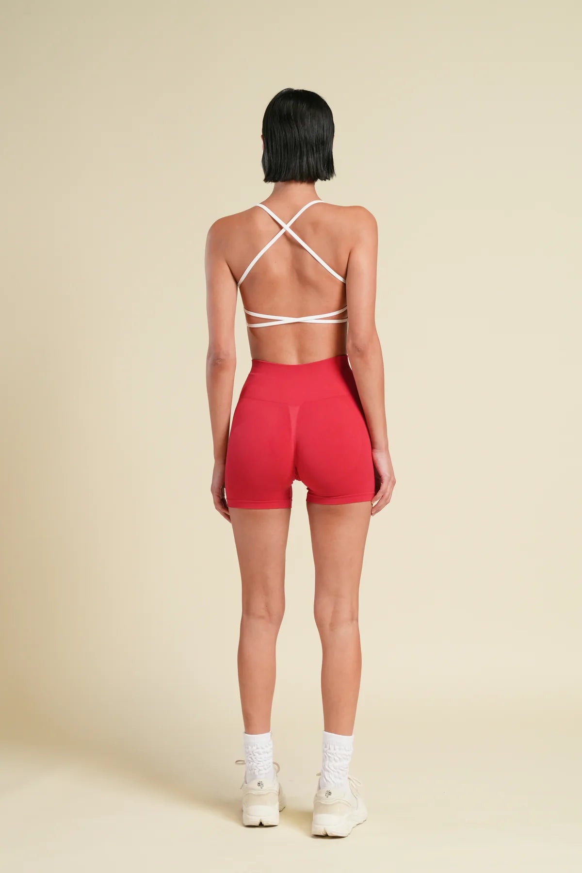 WOLF "STELLA" SOFT SEAMLESS SHORTS IN CHERRY