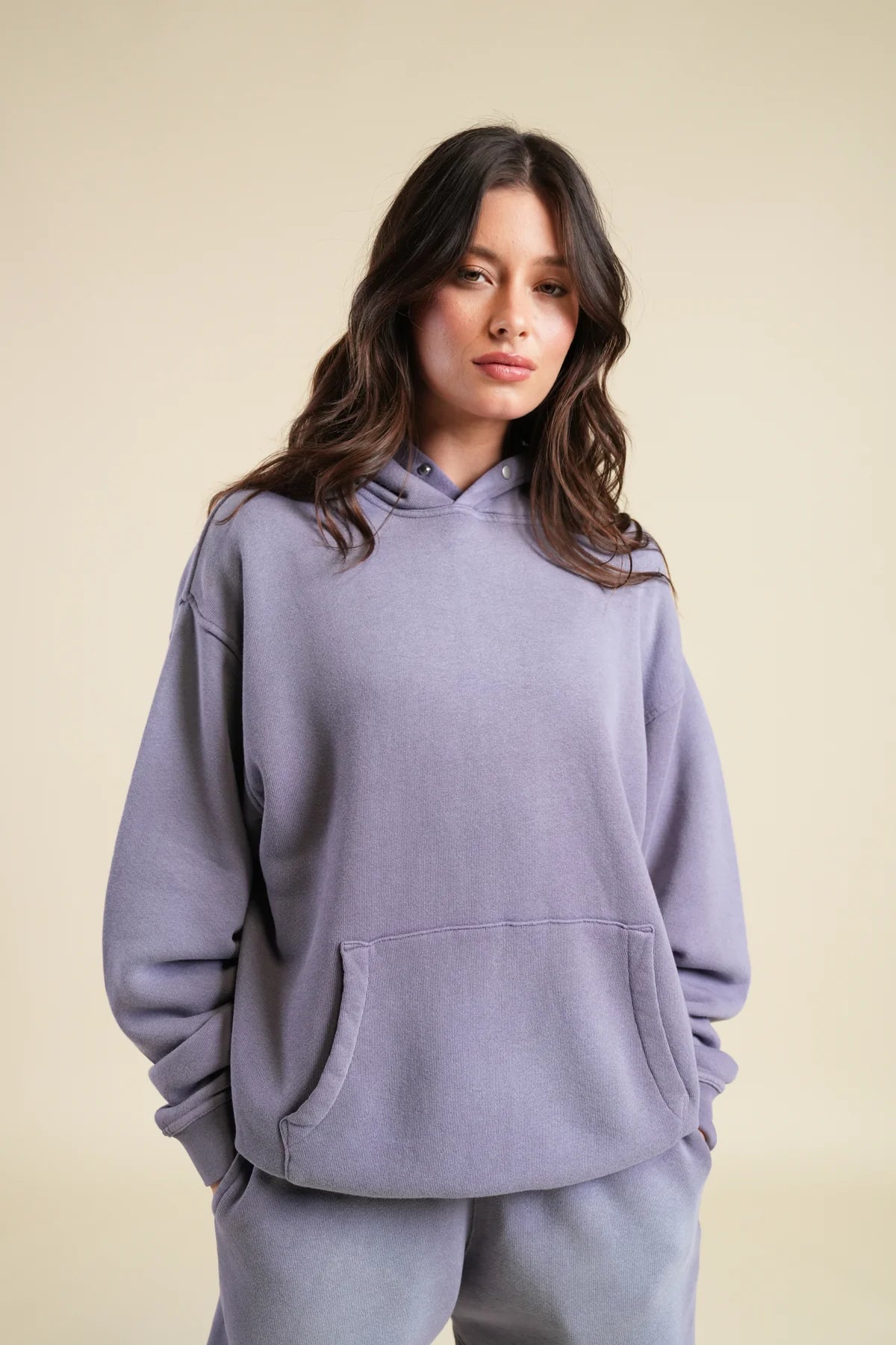 BACK CURSIVE WOLVES "PIERCE" HOODIE IN IRIS SUN FADE