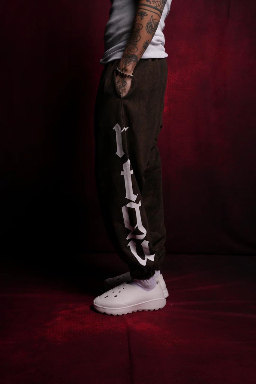 OUR MANTRA LOUNGER SWEAT PANTS IN BROWN DRIFTWOOD FOREST CAMO