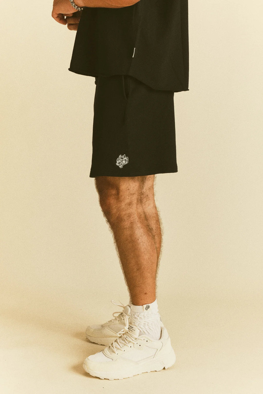DUAL OVERSIZED POST LOUNGE SWEAT SHORTS IN BLACK