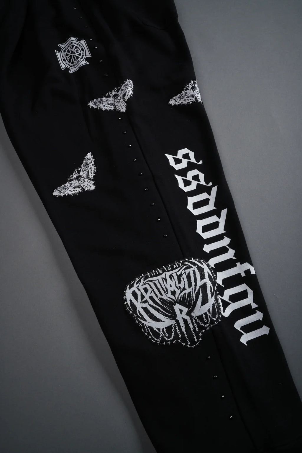 GIVE IT YOUR ALL "YARA" PLEATED SWEAT PANTS IN BLACK