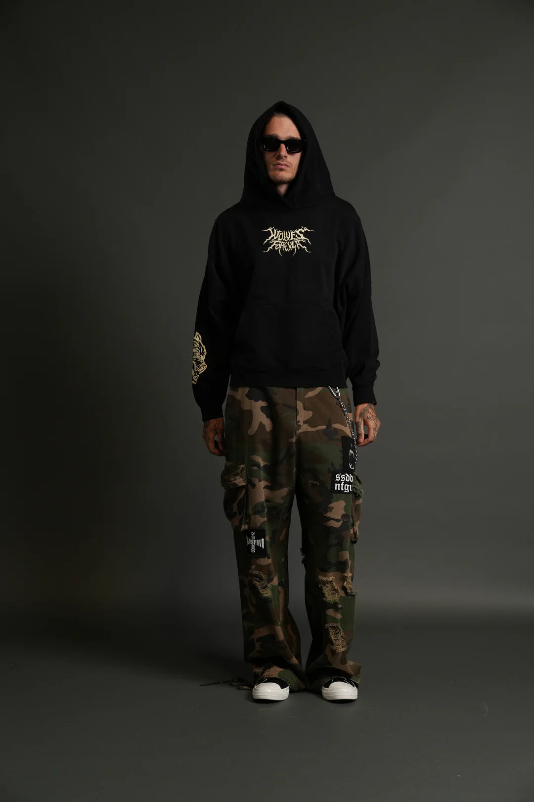 SLASHER DESTROYED GRUNGE "GAGE BOX CUT" HOODIE IN BLACK DRIFT WASH