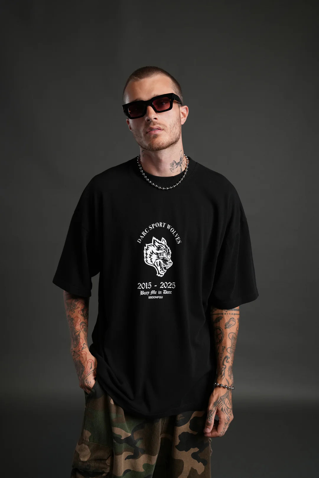 WOLF BLOOD "PREMIUM" OVERSIZED TEE IN BLACK