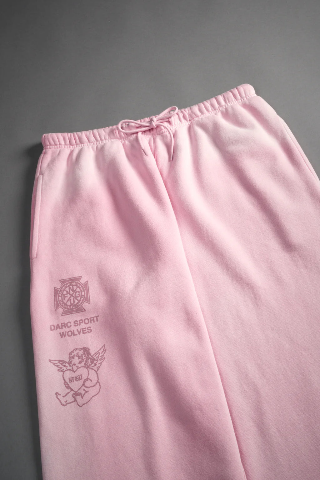 HEART CHERUB UNISEX LIGHTWEIGHT LOUNGER SWEAT PANTS IN CHERRY BLOSSOM HALO WASH
