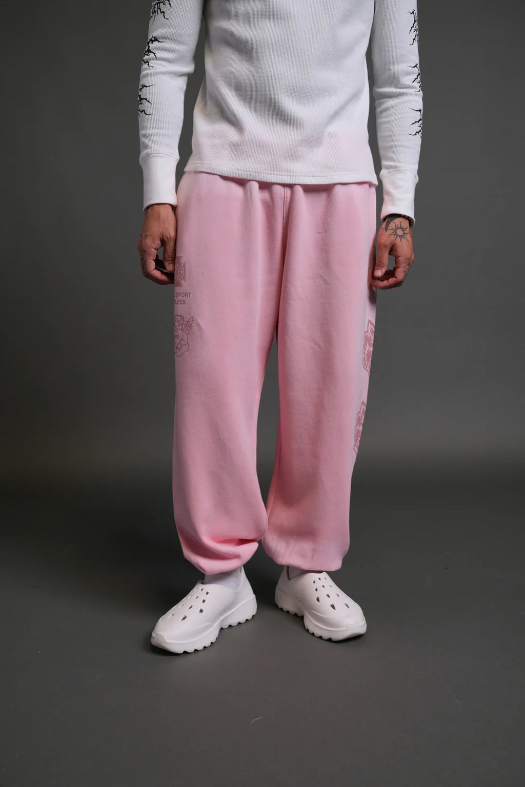 HEART CHERUB UNISEX LIGHTWEIGHT LOUNGER SWEAT PANTS IN CHERRY BLOSSOM HALO WASH