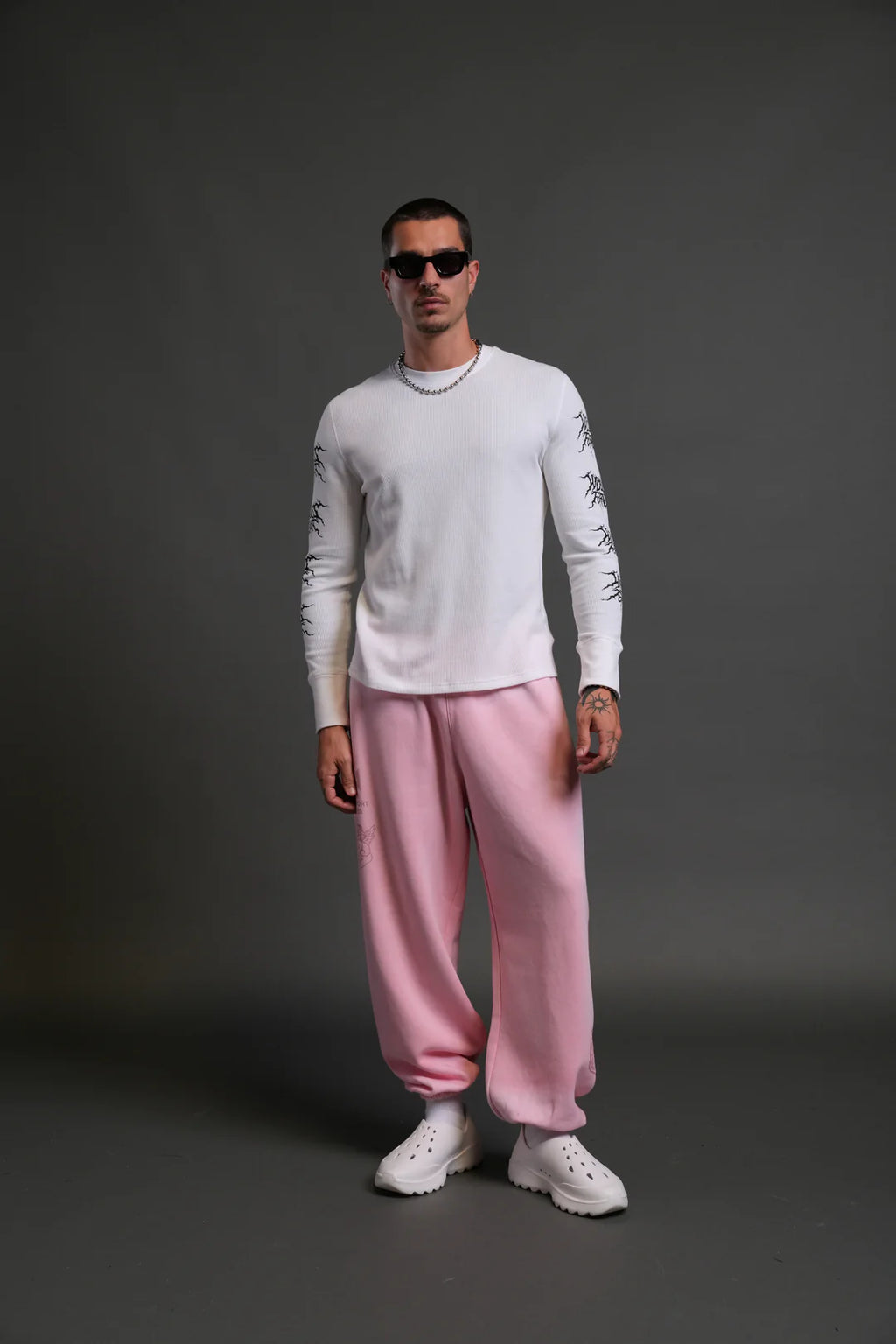 HEART CHERUB UNISEX LIGHTWEIGHT LOUNGER SWEAT PANTS IN CHERRY BLOSSOM HALO WASH