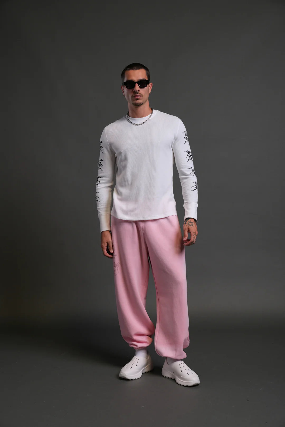 HEART CHERUB UNISEX LIGHTWEIGHT LOUNGER SWEAT PANTS IN CHERRY BLOSSOM HALO WASH